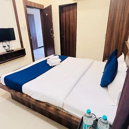 Hotel Ashoka Palace Ujjain Exterior foto